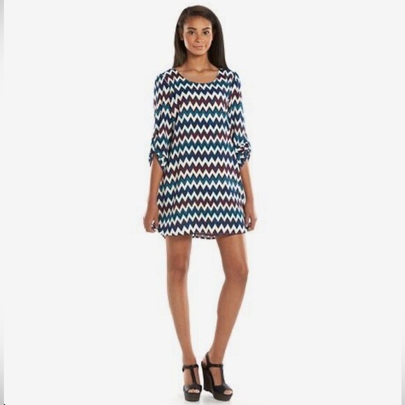 Speechless colorful chevron print cutout shift dress size medium - Picture 1 of 9